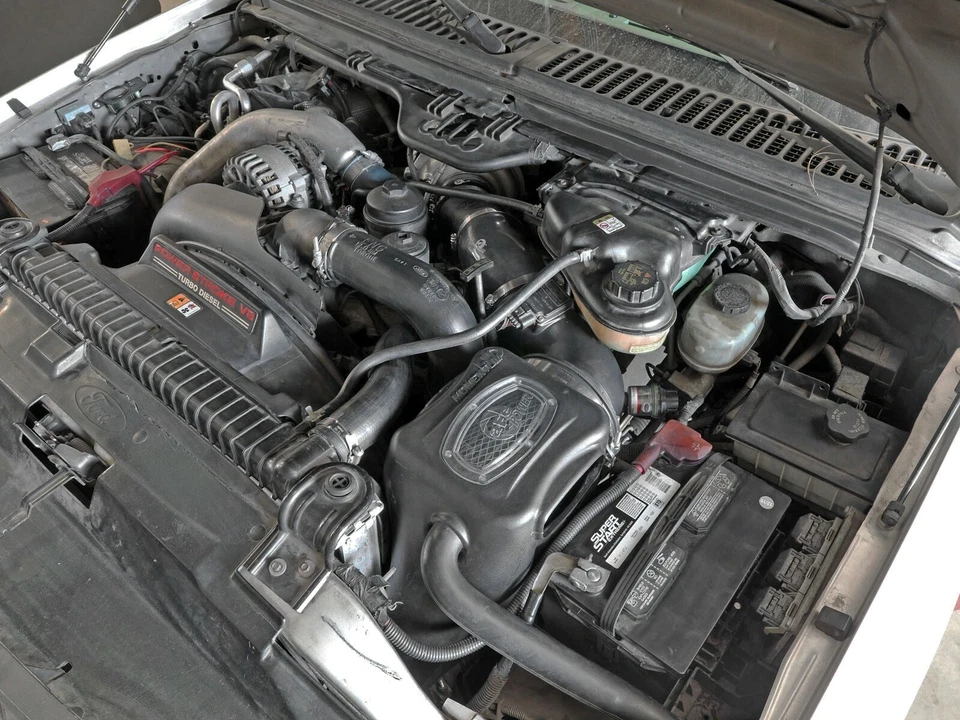 AFE Momentum HD Pro DRY S Cold Air Intake fit 03-07 Ford F-250 F-350 6.0L Diesel Foto 4 de 4