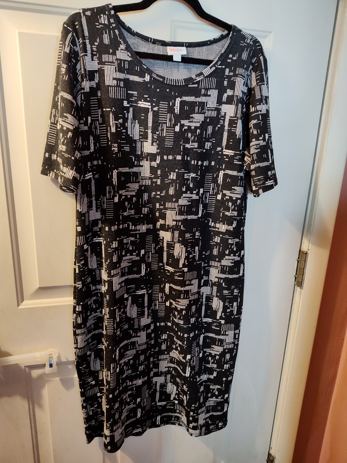 LuLaRoe Women's Short Sleeve Dress Size 2Xl