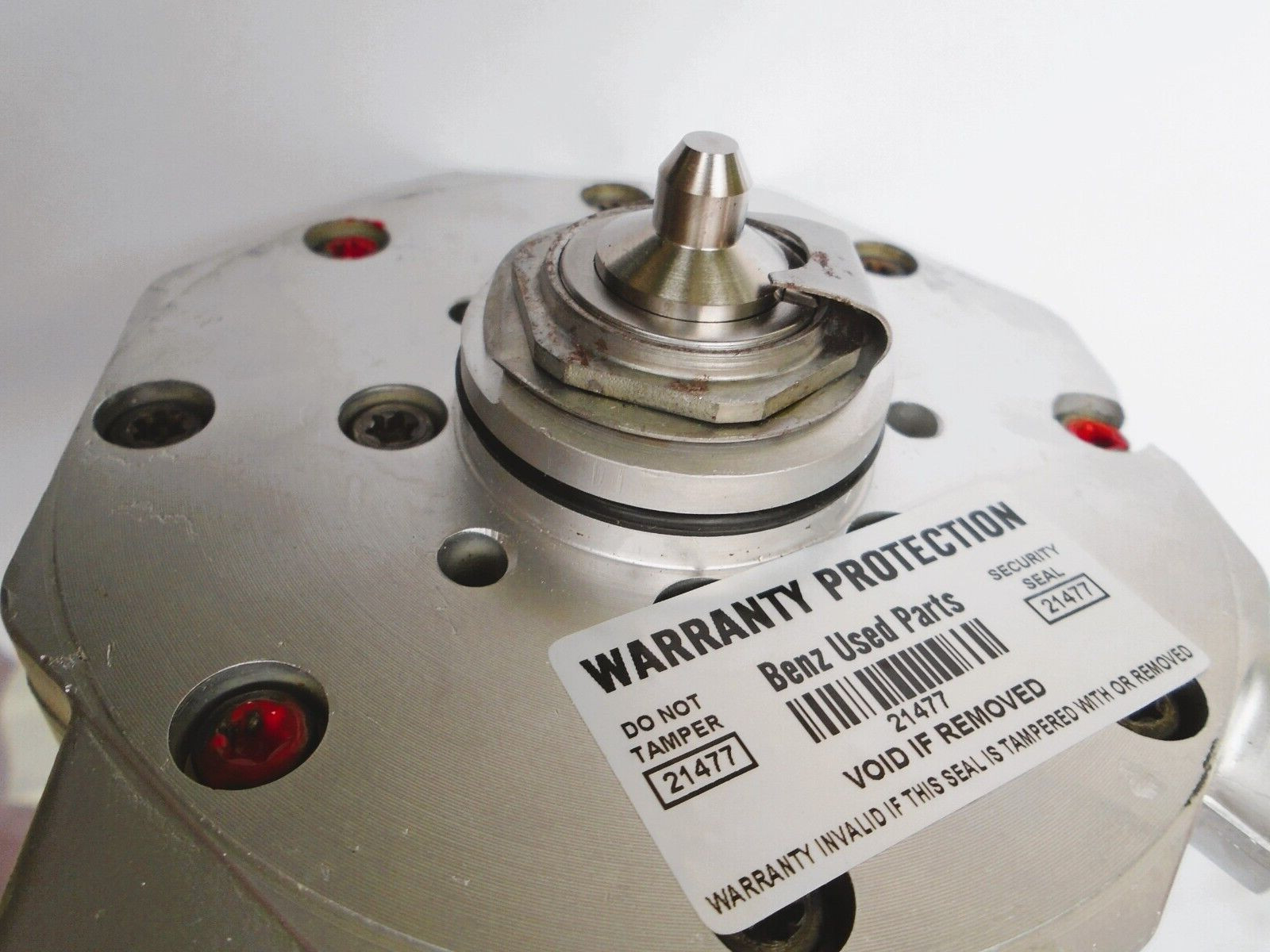 Ferrari 208 1980-1985 Fuel distributor P/N 0438100034