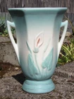 Vtg 1938 Hull Calla Lily / Jack in Pulpit Pattern 7" Tall Vase Marked 501-33