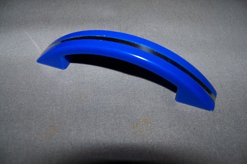 Four, Vintage, Thin, LIGHTWEIGHT, Plastic, Furniture Handles / Pulls - SEE TONE - Picture 5 of 7