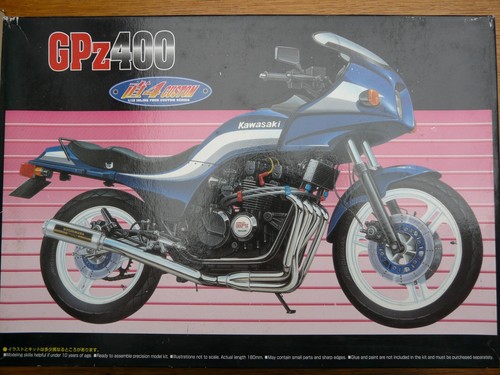 Aoshima 05327 1/12 Mô Hình Xe Moto Kawasaki GPz400F