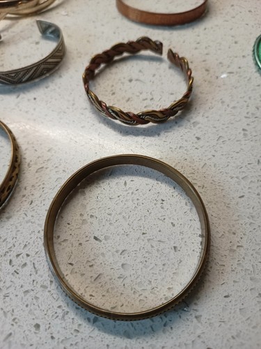 BULK ASST 40 BRACELETS OF ONE KIND OR ANOTHER CHECK PICS ALL CLEAN IN VGC - Picture 12 of 15