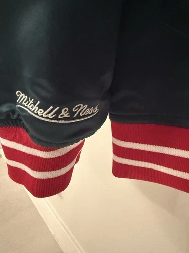 Mitchell & Ness Minnesota Wild NHL Heavyweight Satin Jacket Large New $150 image 4