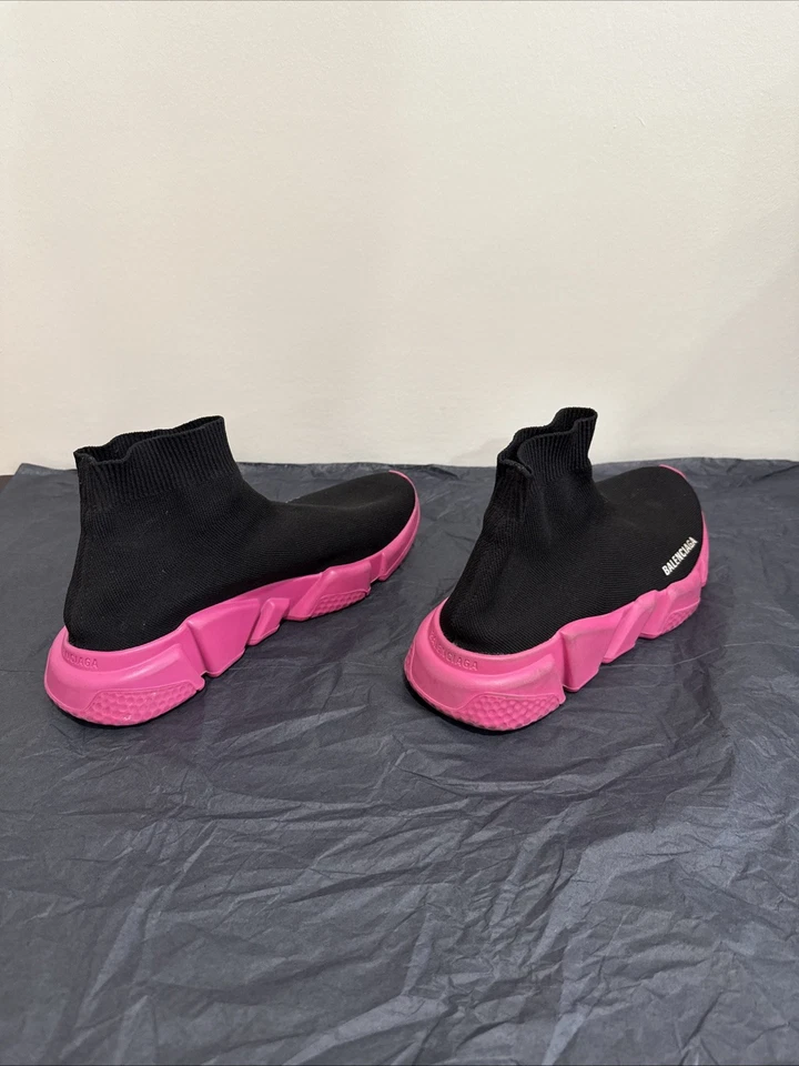 Balenciaga Speed Trainers Women’s Sneakers Black And Pink Sole Size 38 US Size 8 - Image 4 of 4
