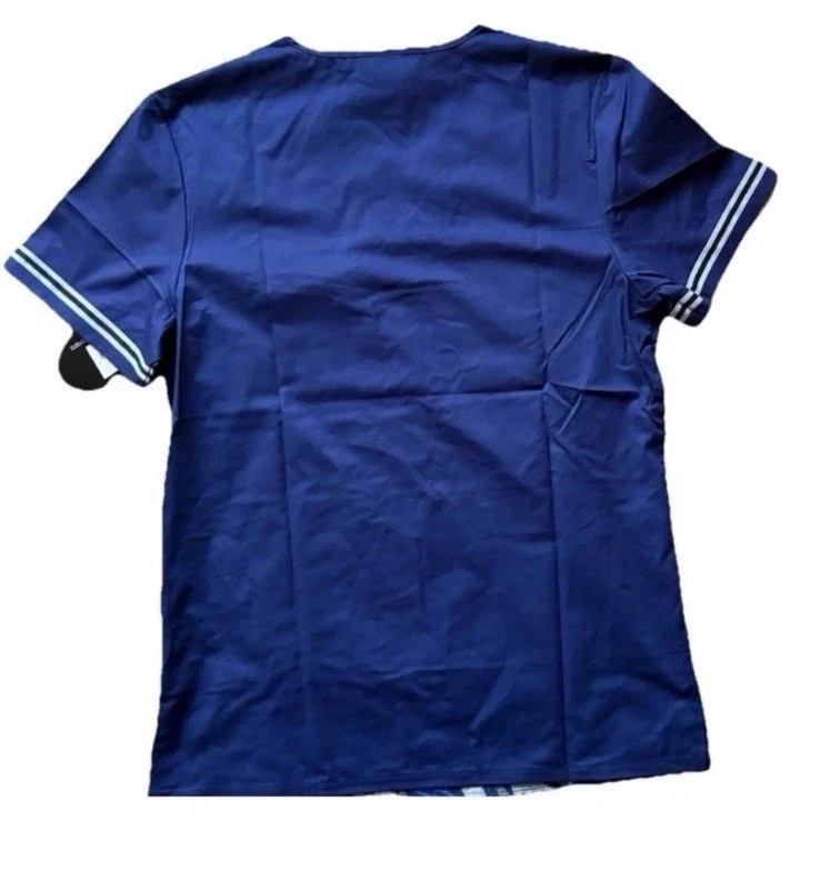 Batman Scrub Top Men’s Small Tooniforms Gotham City DC Comics V Neck Top - Image 4 of 4