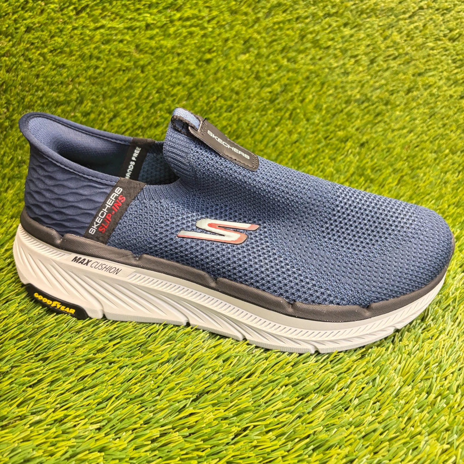 Skechers Max Cushioning Premier 2.0 Mens Size 8.5EE Blue Athletic Shoes Sneakers
