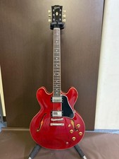 GIBSON ES-335 DOT Semi-Acoustic Electric Guitar-01