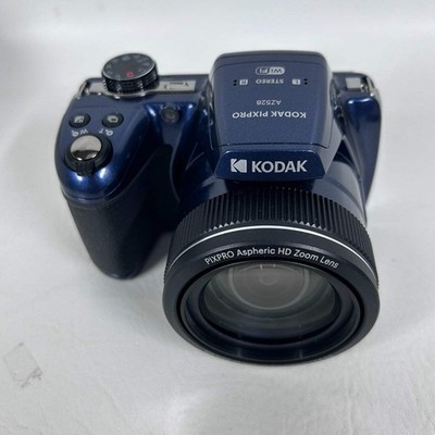 FujiFlim FinePix S4200 Superzoom Digital Bridge Camera AZ528