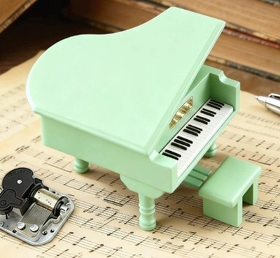 APPLE GREEN PIANO WOOD WIND UP MUSIC BOX   ( 100 SONGS TUNES AVAILABLE )