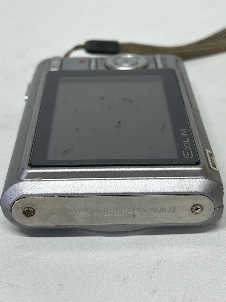 UNTESTED Casio Exilim EX-Z75 Silver 7.2MP 3x Optical Zoom Digital Camera Flash - Image 4 of 4