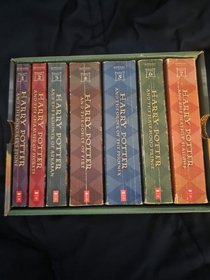 Harry Potter Complete Series 1-7 Paperback Scholastic Box Set JK Rowlings Books