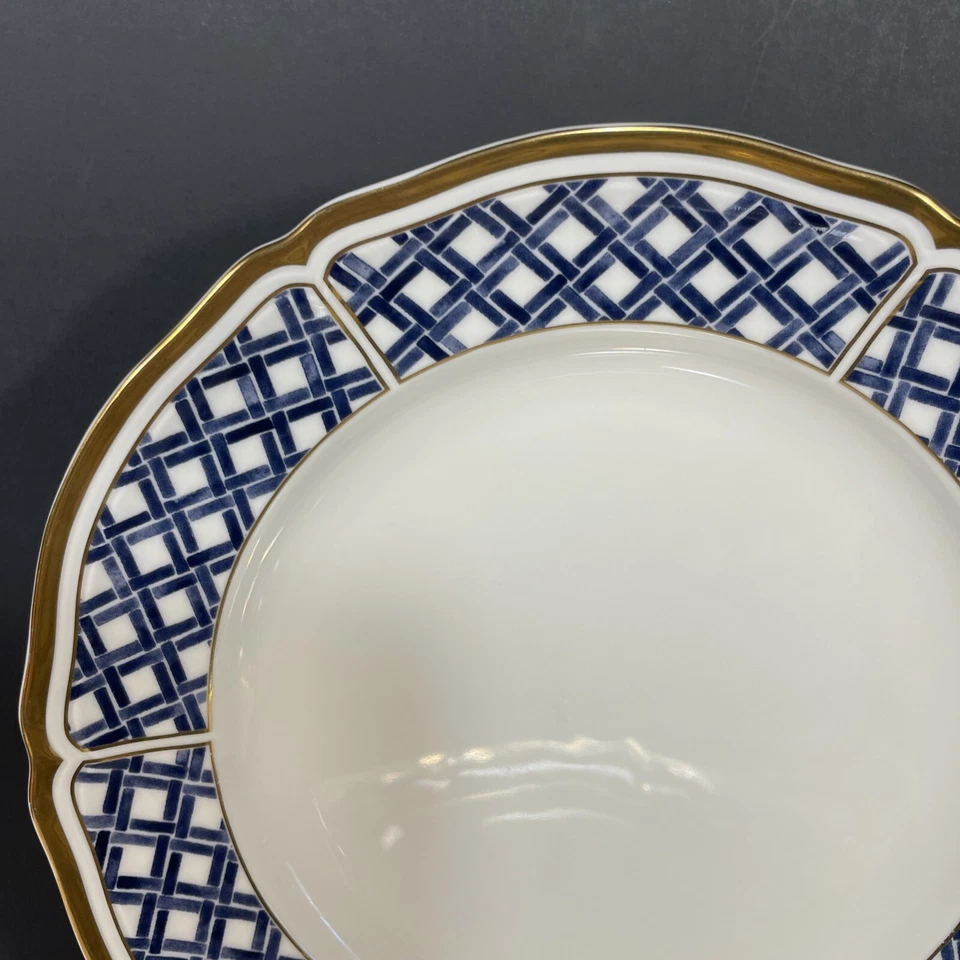 2 Ralph Lauren LATTICE Salad Plates Discontinued Pattern 8.5” dia Gold Trim - Imagem 2 de 4