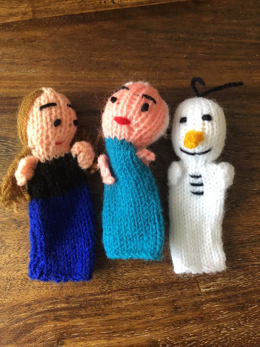 3 HAND KNITTED FROZEN FINGER PUPPETS PARTY BAGS STOCKING FILLERS STORYTELLING
