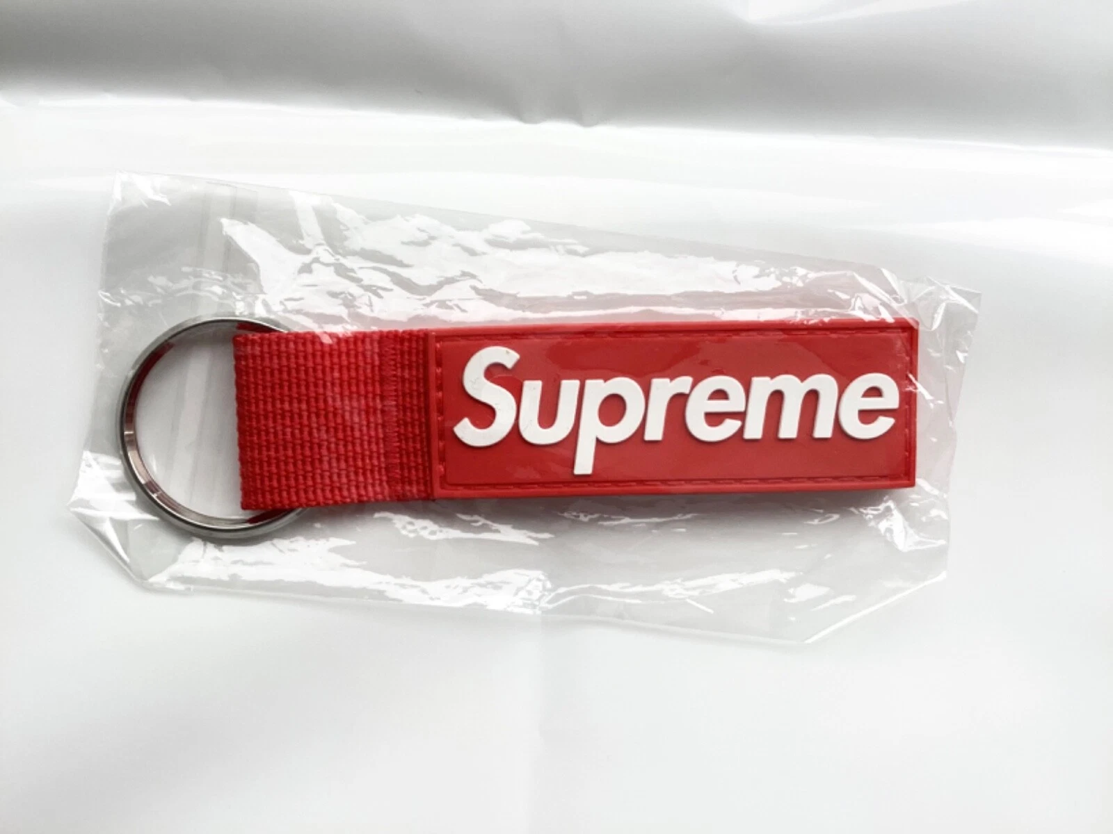 Porte clés Supreme Sangle Rouge 2020