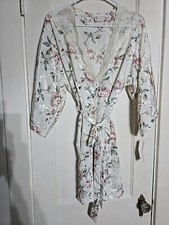 California Dynasty Pink Floral Satin Lace Belted Pocket Robe Size Small NWT