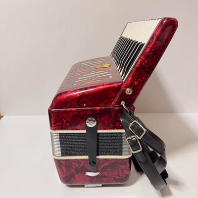 TOMBO No.211 Accordion 30 keys Musical Instrument Red TOMBO No.211 Accordion 30 keys Musical Instrument Red