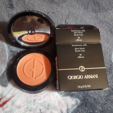Armani Beauty Luminous Silk Glow Blush 30 Offbeat/Apricot BNIB