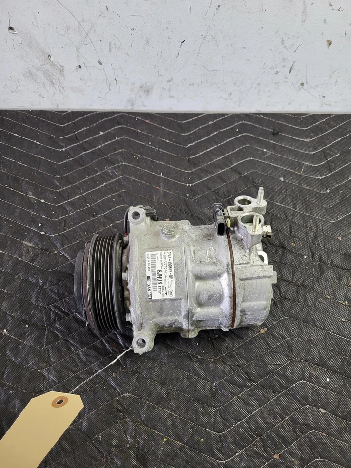 LAND ROVER DISCOVERY SPORT 2019 A/C Air Conditioning Compressor USED OEM - Image 2 of 4