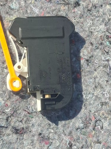 Original Miele Türschloss / Türverriegelung W5873 / M.-Nr. 07725310