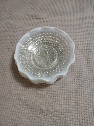 4 X Vintage Anchor Hocking Opalescent Hobnail Scalloped Ruffled Edge Dish-6"