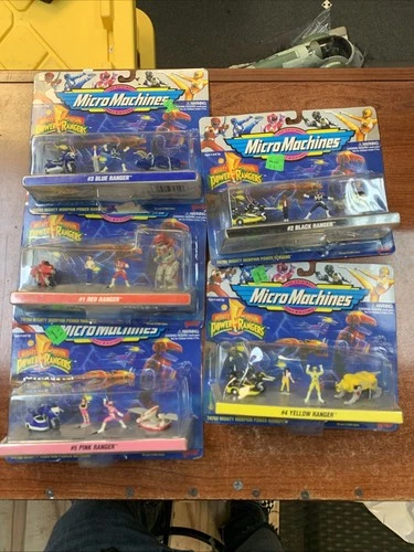 Vintage Micro Machines Power Rangers Lot(Galoob, MMPR, Red Ranger, Black Ranger)