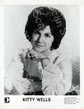 Kitty Wells VINTAGE 8x10 Press Photo Country Music 1