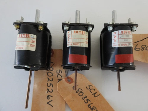 LOT OF 3 NOS NEW OLD STOCK MERLIN GERIN TRIP COILS 2X 887191 BF AND 1X 887191 AE