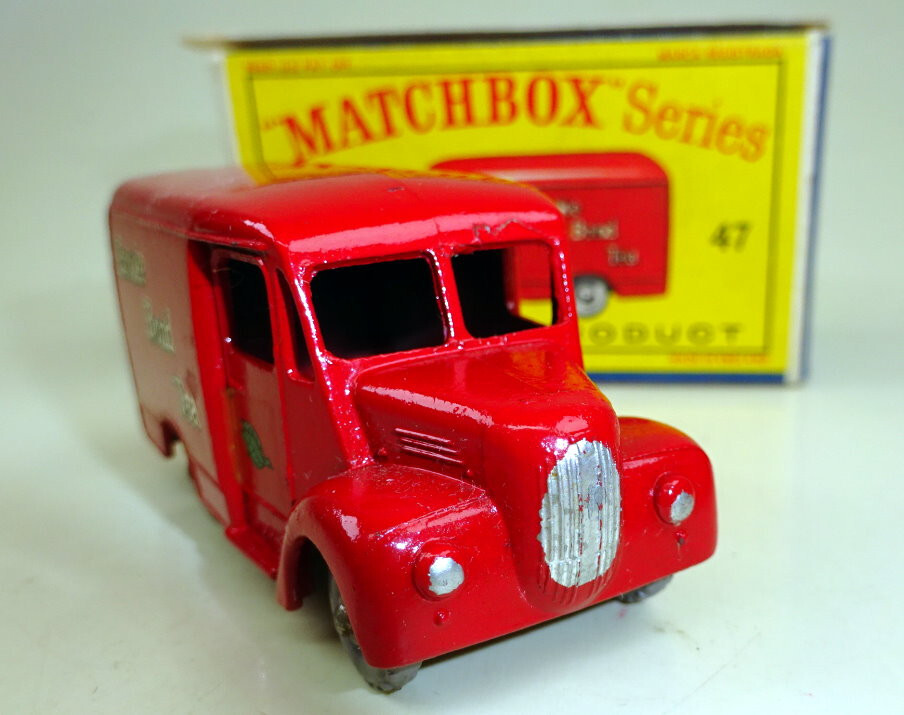 Matchbox No. 47A Trojan Van red GPW extremely rare 