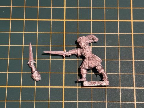 Warhammer Mordheim Mortheim Empire Marienburg Champion Metal Rare Unused OOP #2