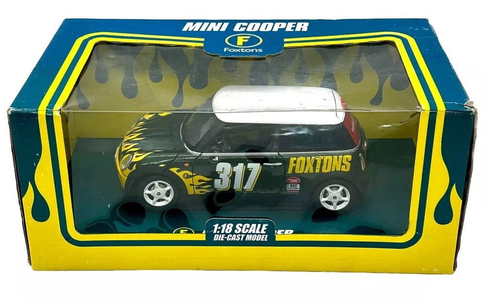 Mini Cooper 317 Foxtons Rally 1:18 Scale DieCast Model Car w/Box MISSING MIRRORS