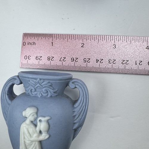 Lot 2 Blue Jasperware-Style Mini Bud Vases Egyptian Revival & Classical Cameo - Picture 12 of 12