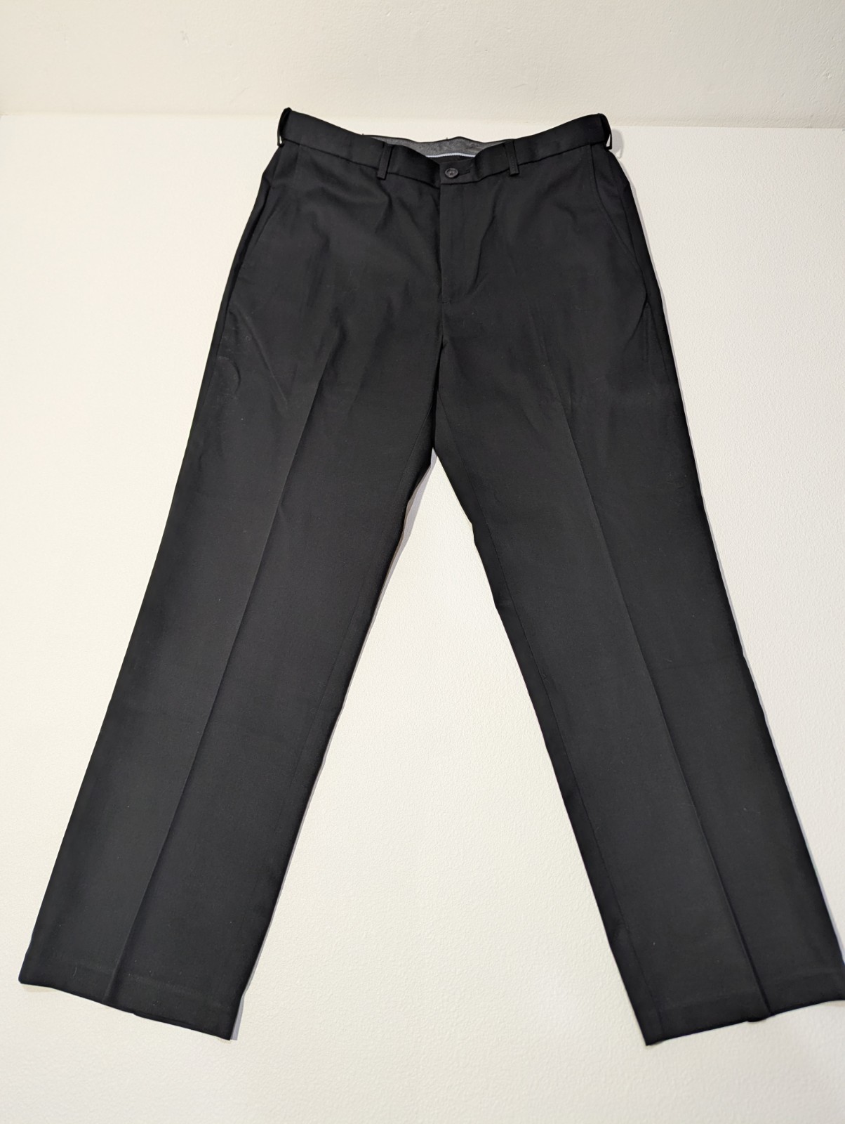 Haggar Classic Fit Flat Front Dress Pants Black 36x31 Premium No Iron Khaki