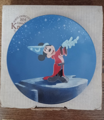 Disney Fantasia  The Apprentice s Dream  Mickey Mouse Collectors Plate NEW 1990