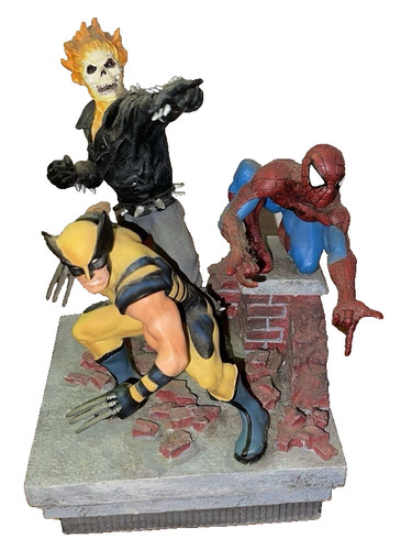 NEW** MARVEL HEROES~8" RESIN PAPERWEIGHT~WOLVERINE~SPIDERMAN~GHOST RIDER~ROOFTOP