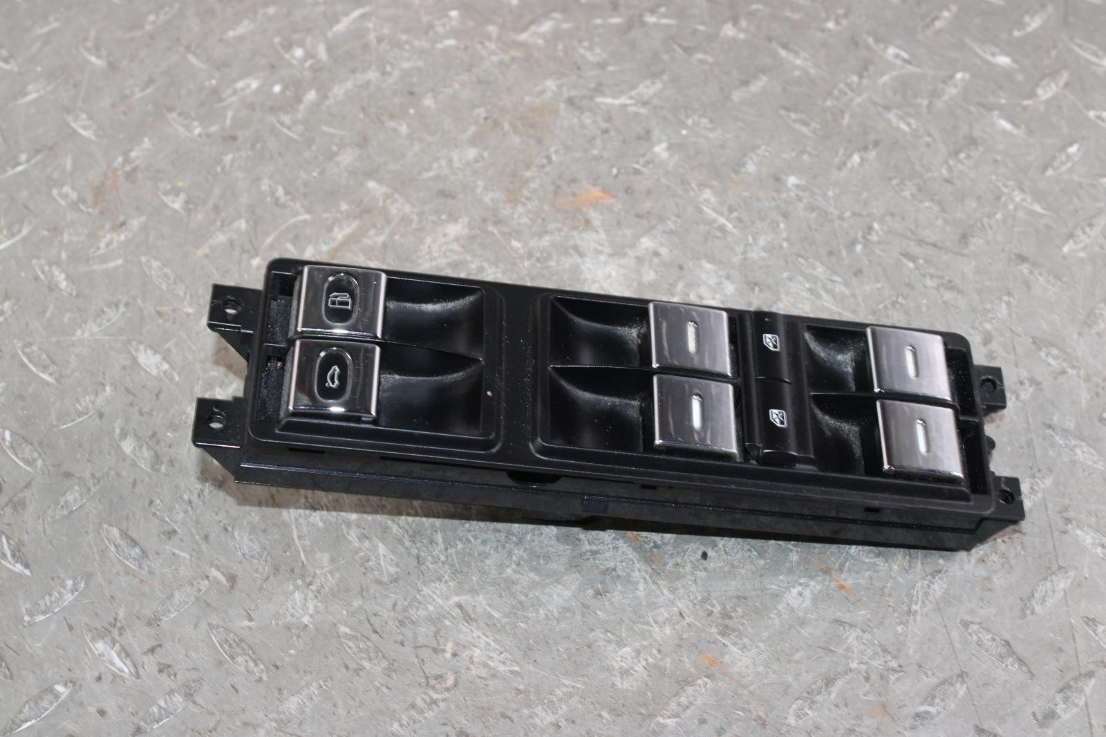 13-18 Flying Spur Front Driver Side Left LH Master Power Window Switch OEM