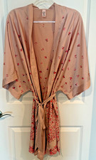 VS Victoria's Secret 3/4 Sleeve Robe Women's Pink Floral Satin Kimono 2018 M/L