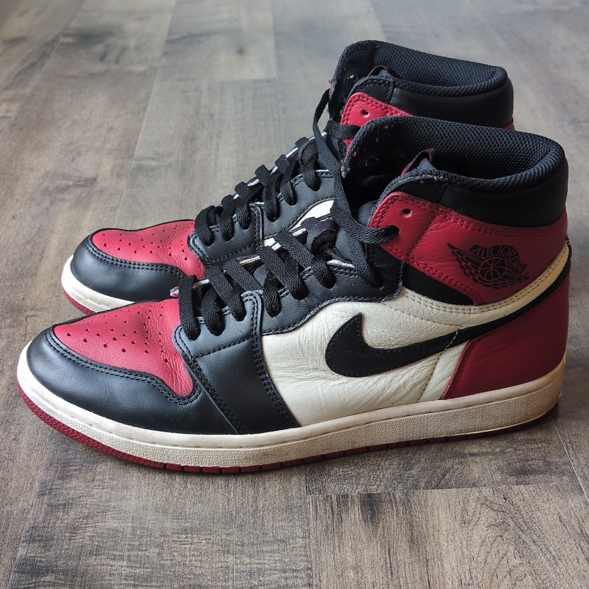 シューズ(男性用) Nike Air Jordan 1 Retro High OG Bred Toe Nike Mens Size 10 Air Jordan 1 Retro High OG 