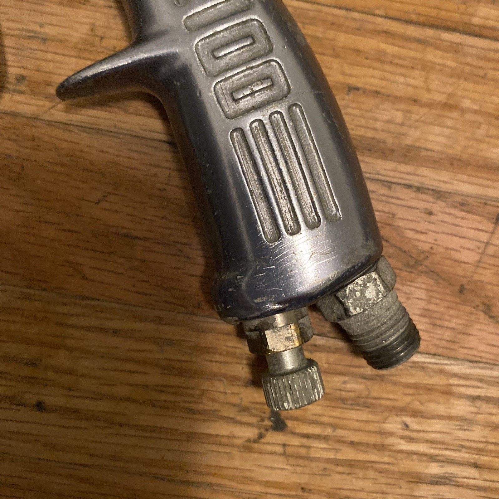 Binks Model 2100 Conventional Spray Gun