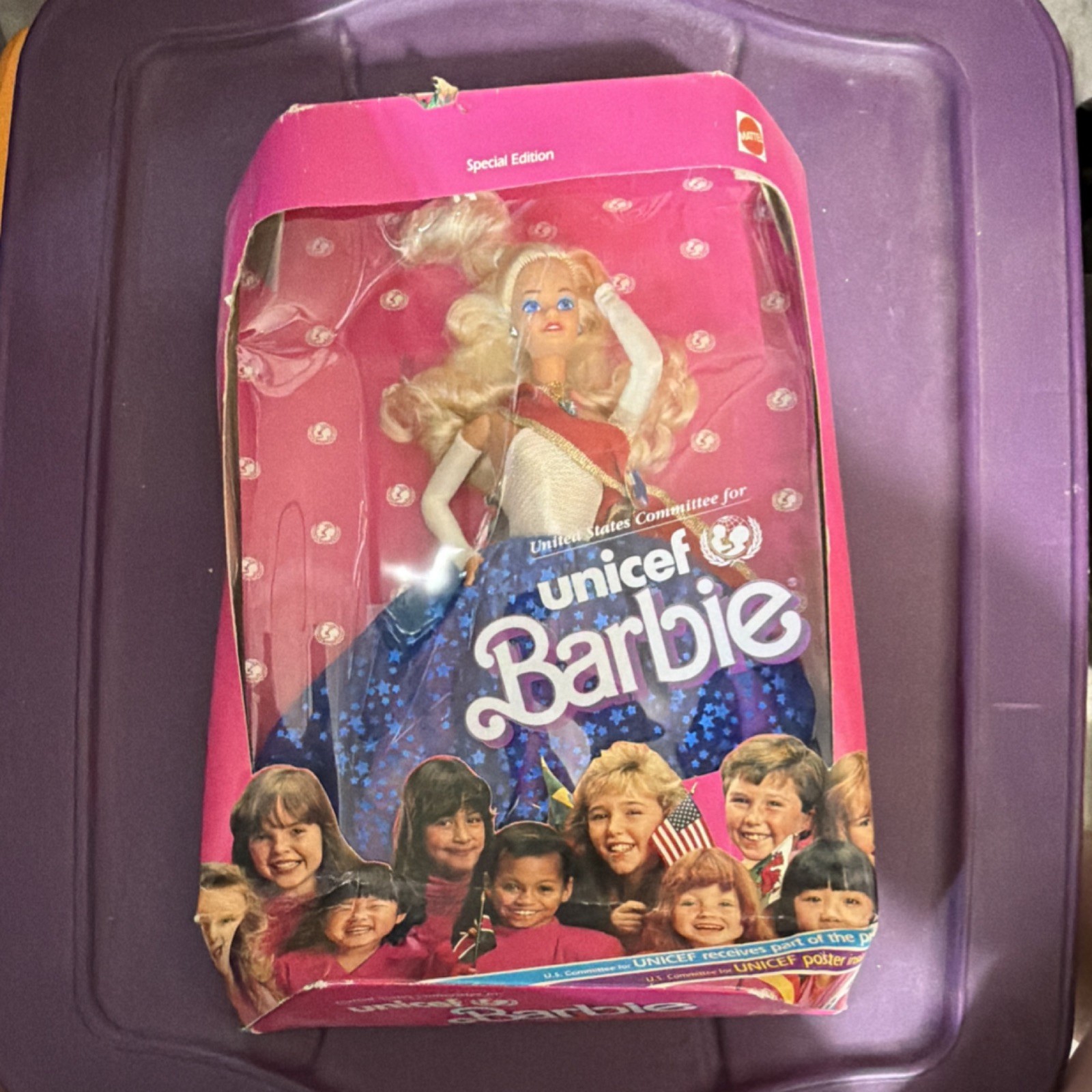 Mattel UNICEF Barbie Special Edition Blonde 1997 11.5in Fashion Doll Box