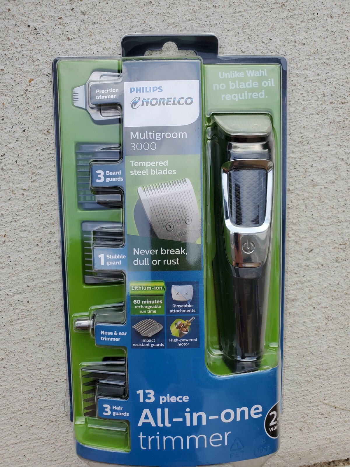 Philips Norelco Multigroom 3000 Multipurpose Trimmer 13Piece Nose Ear Beard NEW