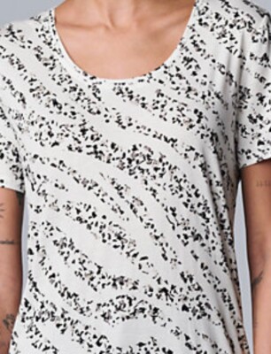 Simply Vera Wang Women s Jersey Shirt Top Sz 3X - Black & White Abstract - New