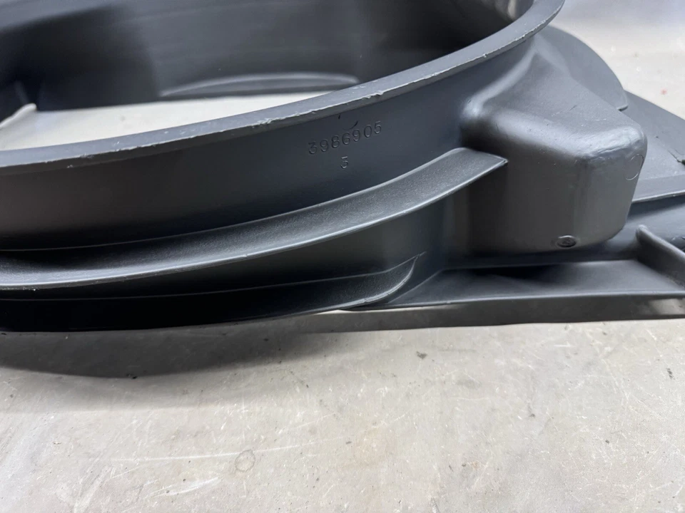 Cubierta de ventilador Chevy Chevelle Impala Malibu 1971-1977 El Camino Laguna GMC Sprint OE Foto 3 de 4