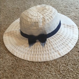 navy blue floppy sun hat