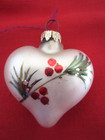 Vintage WHITE HEART w/ HOLLY Blown Mercury Glass 2" Christmas Ornament Handpaint — photo 3