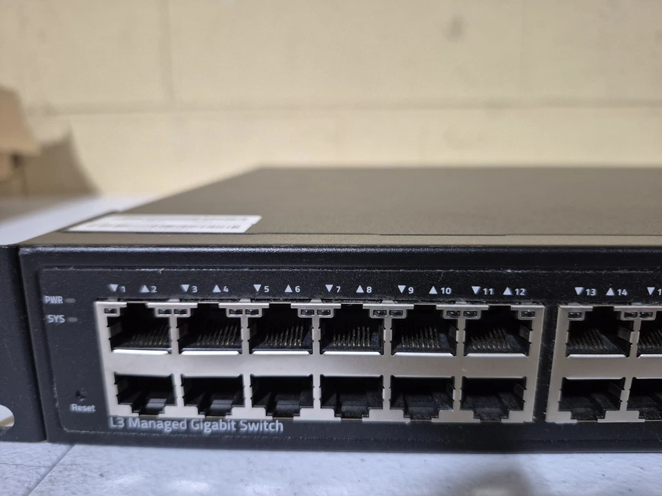 MokerLink 48 Port PoE Switch L3 Managed Gigabit Switch G484 10GSM Used - Image 2 of 4