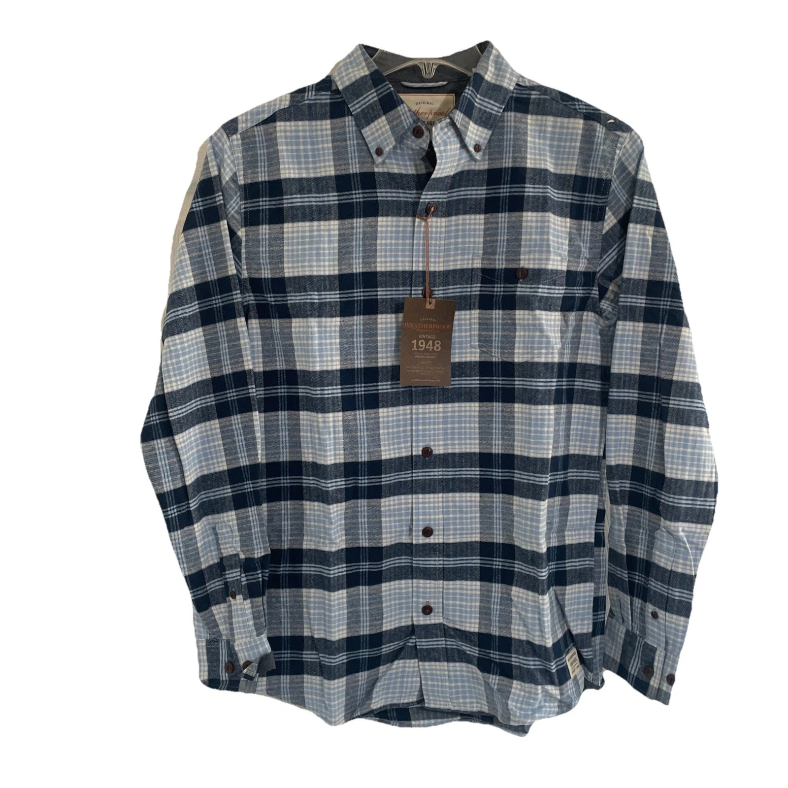 weatherproof vintage 1948 long sleeve powder blue small (brown button) down