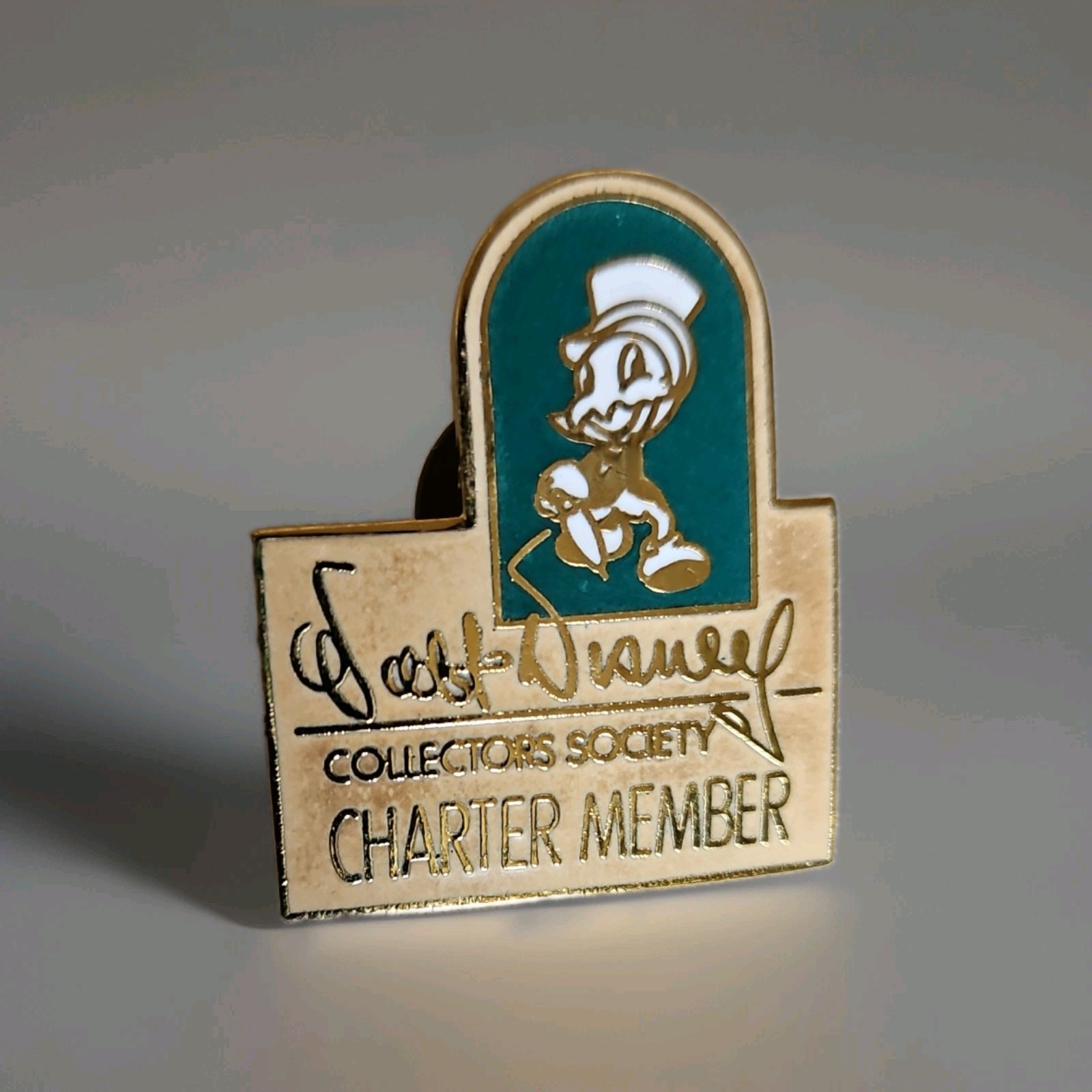 Walt Disney Collectors Society WDCS CHARTER MEMBER Jiminy Cricket Pin.