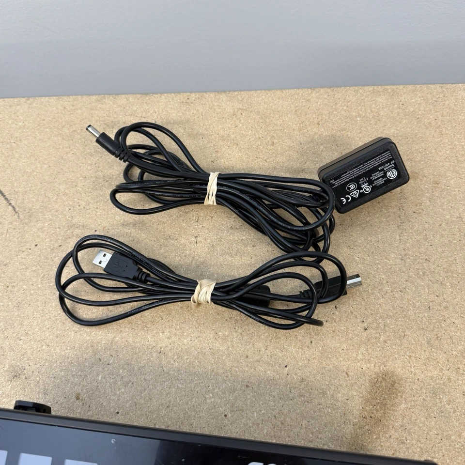 TC-Helicon GO XLR Broadcaster Platform with Mixer and Effects - Image 2 of 4