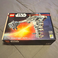 Genuine LEGO Star Wars Nebulon-B Frigate 7790...
